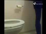 Скачать порно скрытая камера в туалете
